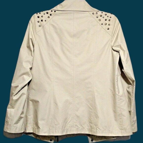 Chicos Zenergy Jacket Womens Size S Beige Lightweight Studded Shoulders - Picture 2 of 8